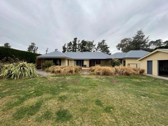 983 Highfield Road, Christchurch - Carousel 1