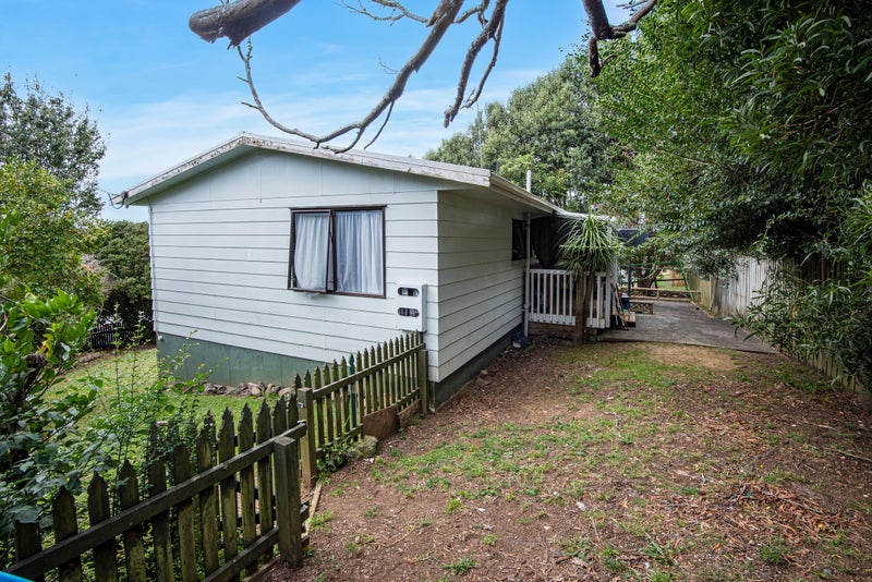 1A Corks Road, Kamo, Whangarei - Carousel 14