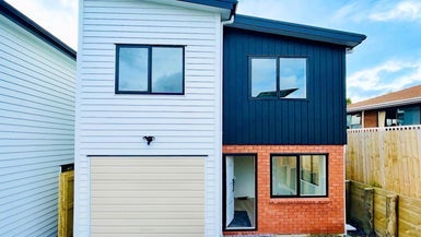 49D Vera Road, Te Atatu South, Auckland - Carousel 1