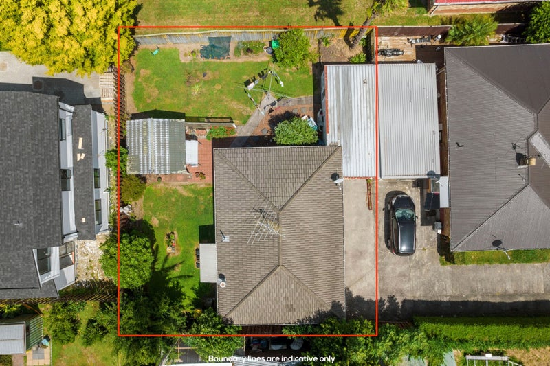 2/4 Scott Street, Moturoa, New Plymouth - Carousel 1