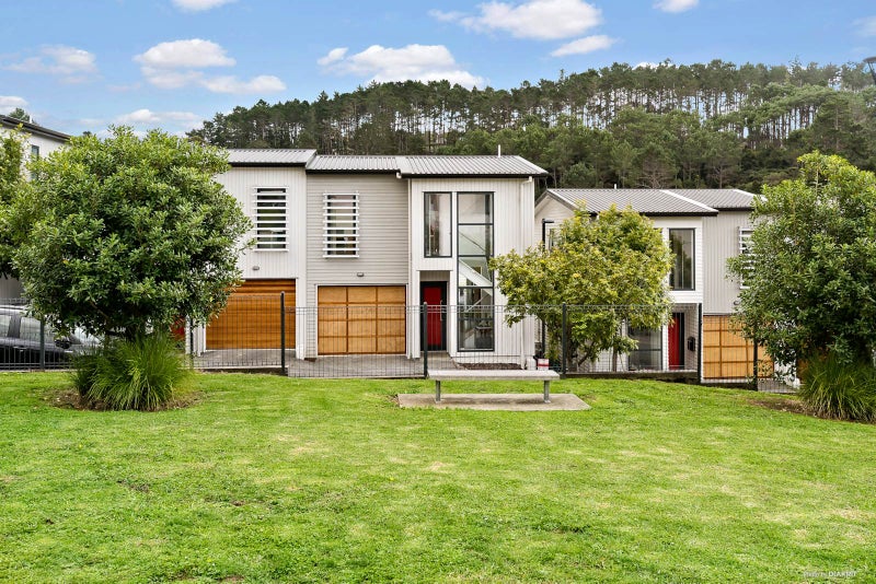 44 Makamaka Lane, Albany Heights, Auckland - Carousel 1