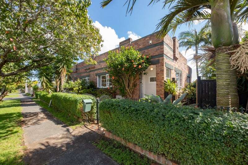 1A Foch Avenue, Mount Roskill, Auckland - Carousel 2