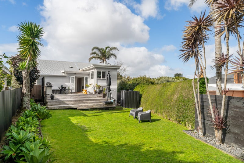 2 Mountfield Terrace, Mount Albert, Auckland - Carousel 2