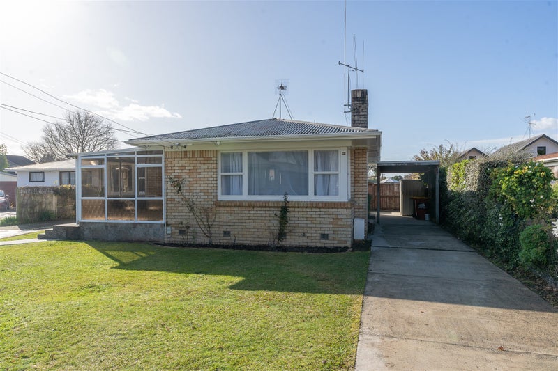 50 Queenwood Avenue, Queenwood, Hamilton - Carousel 13