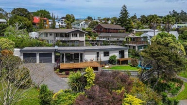 67 Elliston Crescent, Stanmore Bay, Whangaparaoa - Carousel 1