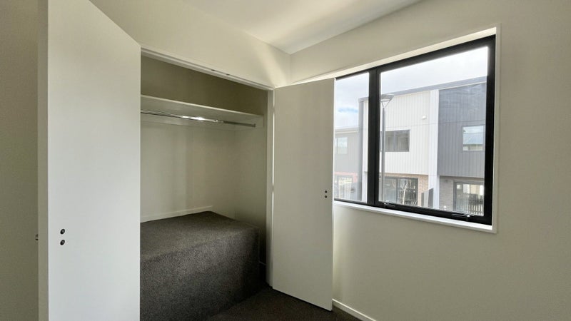 8/474 West Coast Road, Glen Eden, Auckland - Carousel 13