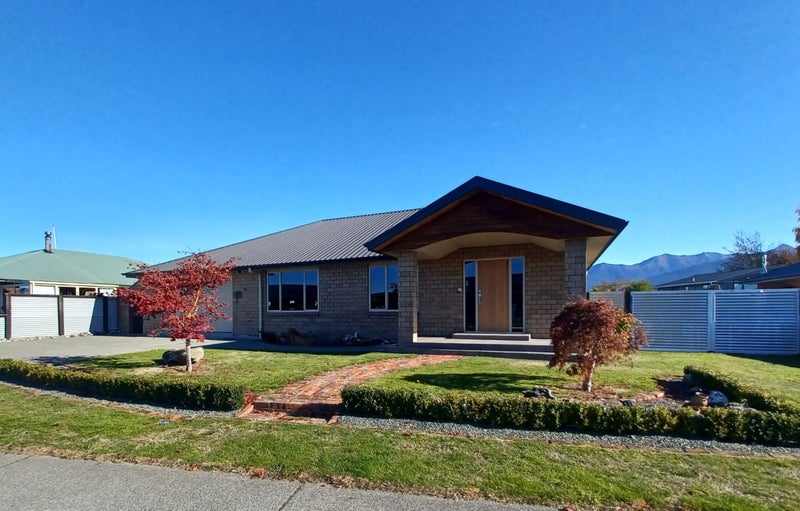 40 Lawson Burrows Crescent, Te Anau, Te Anau - Carousel 2
