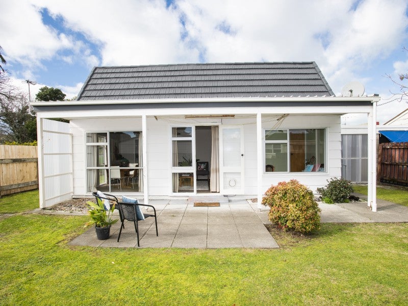 210B Rutene Road, Kaiti, Gisborne - Carousel 1