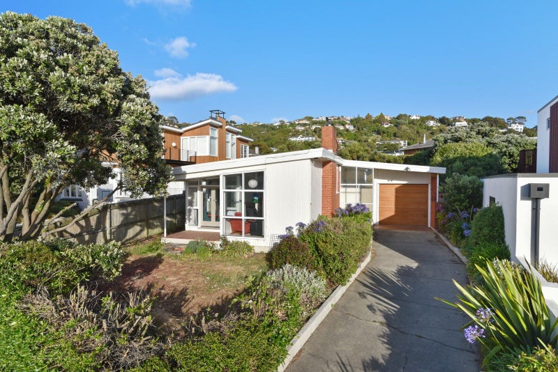 4 Cliffs Road, Saint Clair, Dunedin - Carousel 1