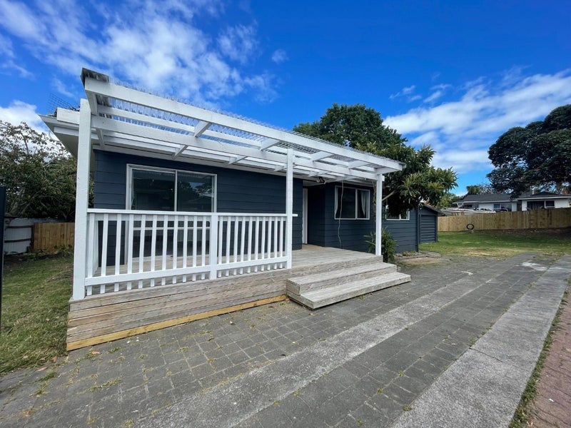 10 Limond Street, Randwick Park, Auckland - Carousel 1
