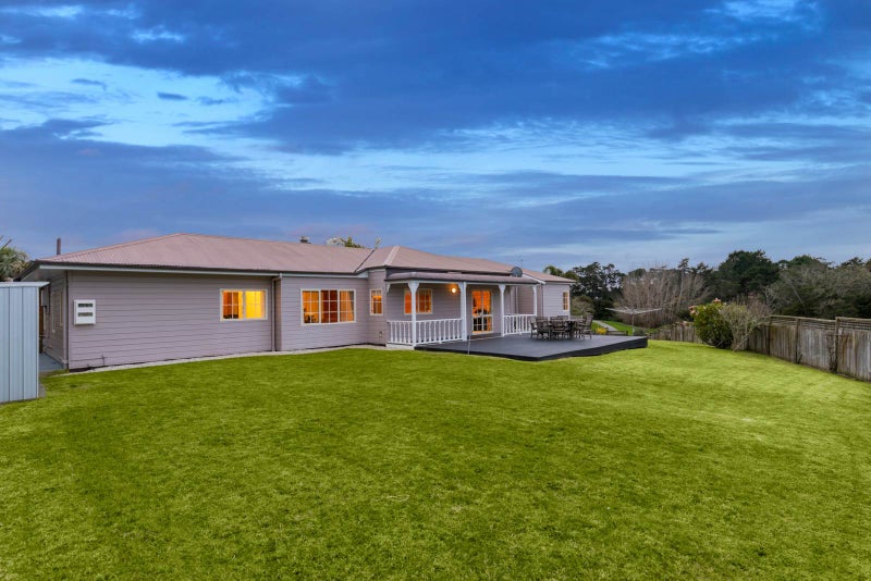14 Pelican Lane, Unsworth Heights, Auckland - Carousel 2