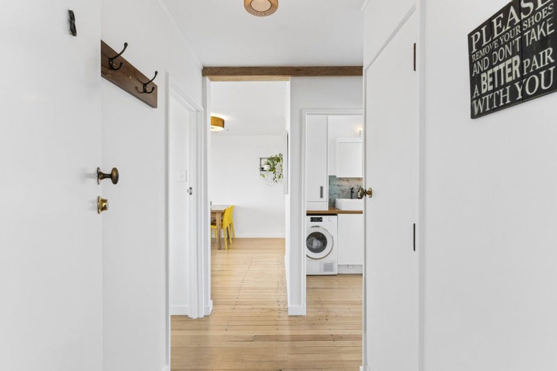 8/135 Jervois Road, Herne Bay, Auckland - Carousel 2