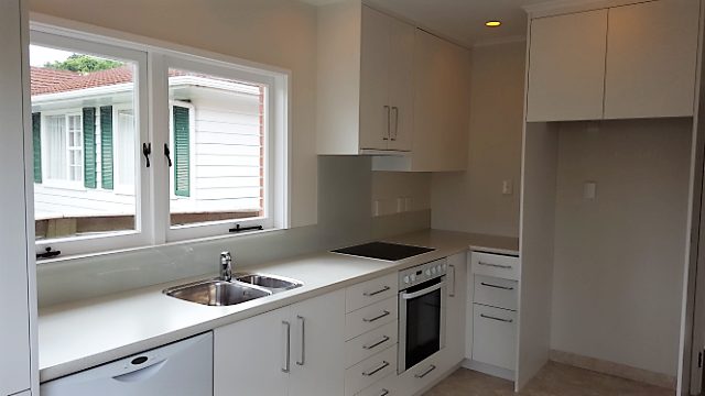 51 Wai-Iti Crescent, Woburn, Lower Hutt - Carousel 2