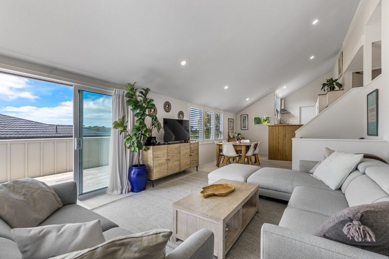 12 Winhall Rise, Remuera, Auckland - Carousel 2