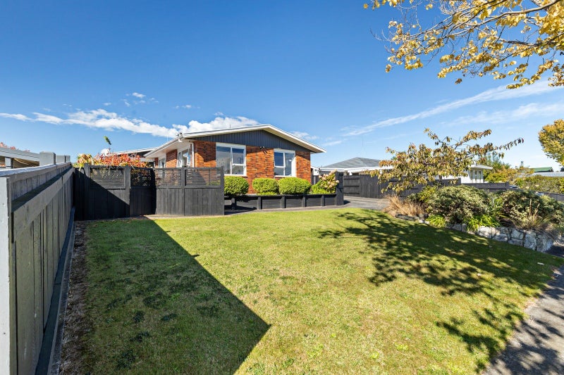 16 Lockhart Avenue, Milson, Palmerston North - Carousel 35