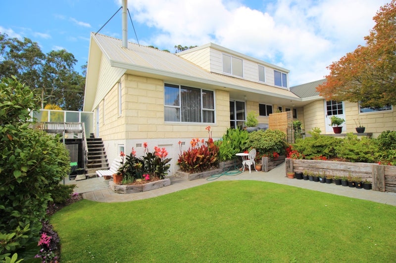 150 Perth Street, Holmes Hill, Oamaru - Carousel 1