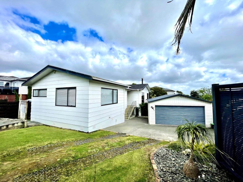 67 Marendellas Drive, Bucklands Beach, Auckland - Carousel 1