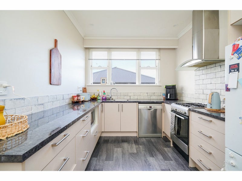 289 McQuarrie Street, Kingswell, Invercargill - Carousel 2