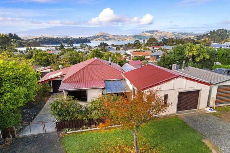 4 Hugh Street, Sawyers Bay, Dunedin - Carousel 2