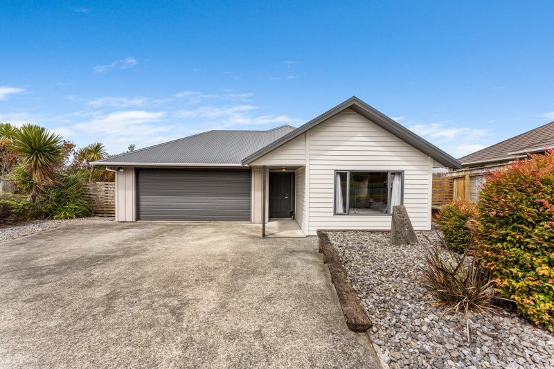 29 James Nairn Grove, Riverstone Terraces, Upper Hutt - Carousel 1