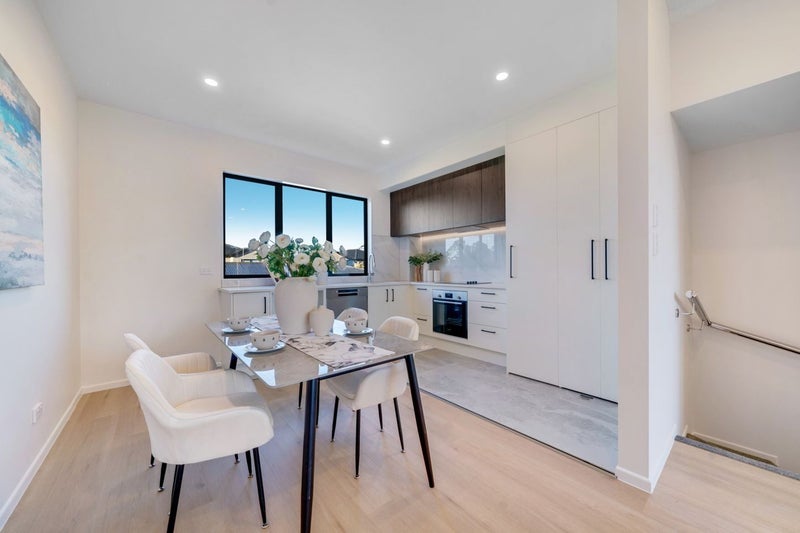 6/32 Tiraumea Drive, Pakuranga, Auckland - Carousel 2
