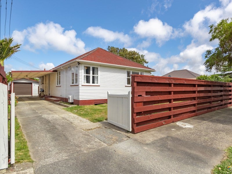 28 Atiawa Crescent, Waiwhetu, Lower Hutt - Carousel 1