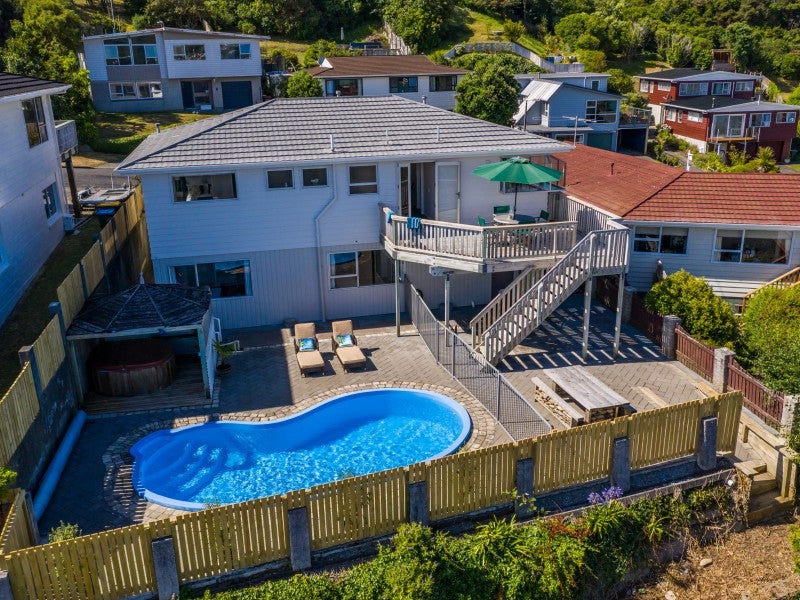 44 Truro Road, Camborne, Porirua - Carousel 1