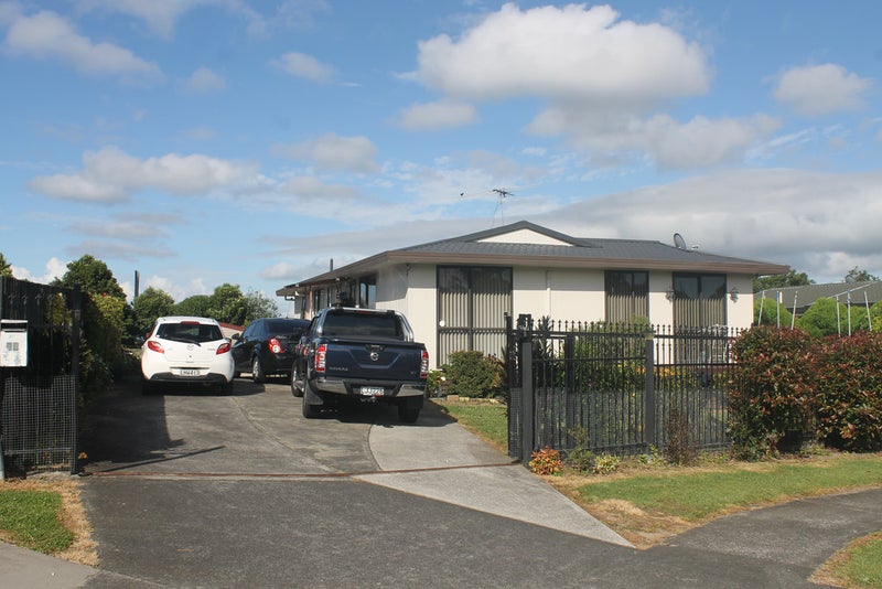 12 Kimdale Place, Totara Heights, Auckland - Carousel 11