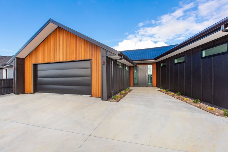 8 Rose Berry Crescent, Flagstaff, Hamilton - Carousel 22