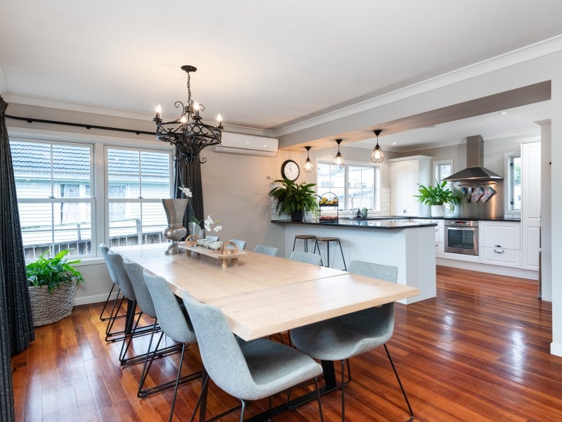 24 Seaview Road, Otumoetai, Tauranga - Carousel 2