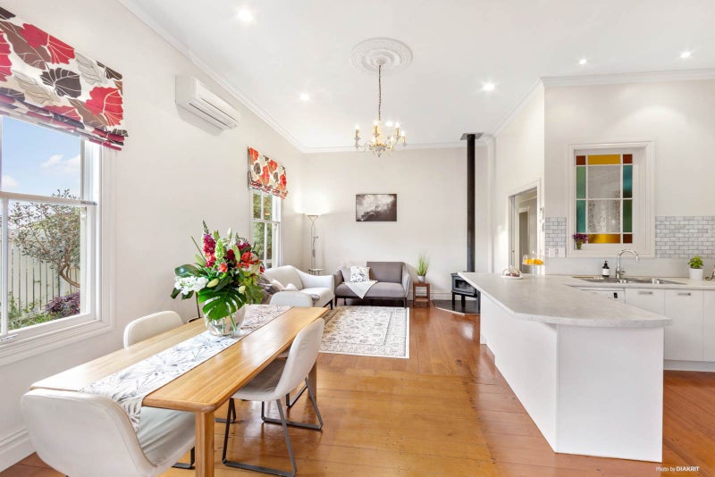 12A View Road, Mount Eden, Auckland - Carousel 1