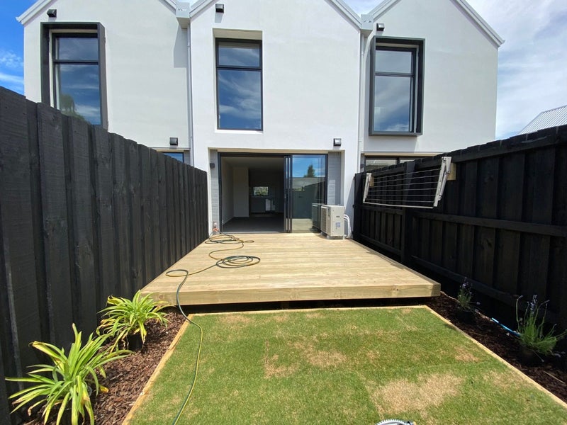 39 Charles Street, Waltham, Christchurch - Carousel 2