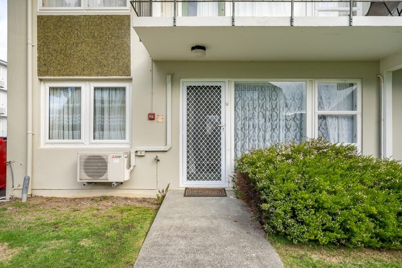 1/19 Britannia Street, Petone, Lower Hutt - Carousel 2
