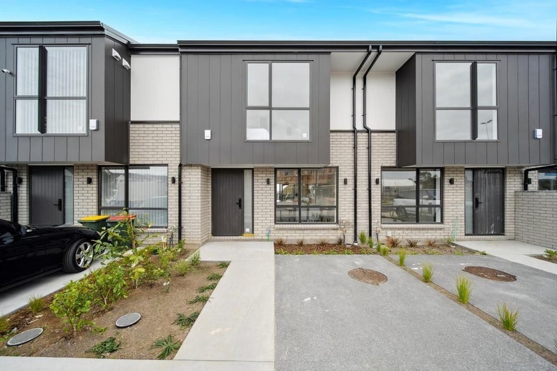 39 Paapaakiri Loop, Takanini, Auckland - Carousel 8