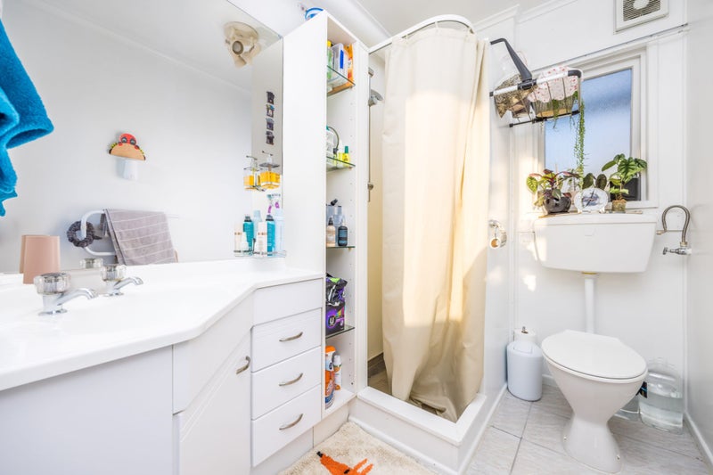 8/5 Edgars Road, Westmere, Auckland - Carousel 19