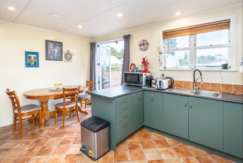 87 Oxford Street, Lansdowne, Masterton - Carousel 2