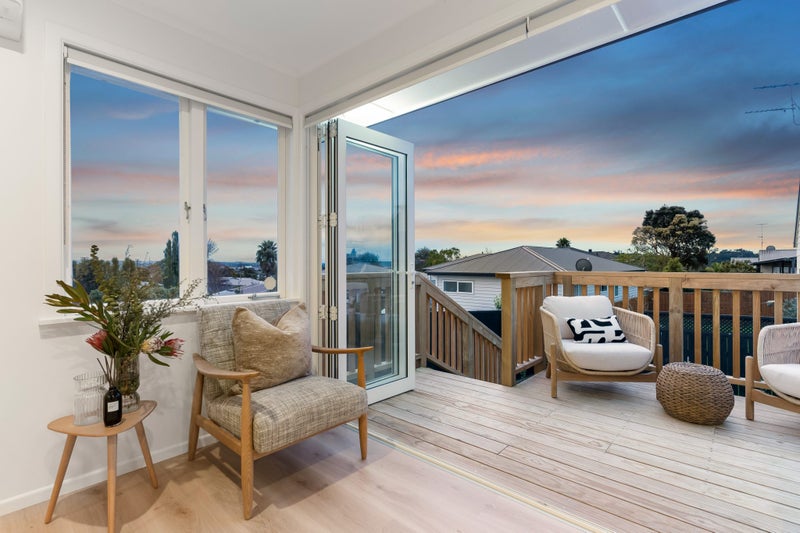 272C Rangatira Road, Beach Haven, Auckland - Carousel 1