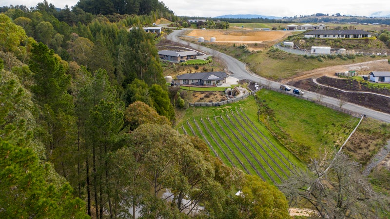 109 Redvale Road, Redwood Valley - Carousel 24