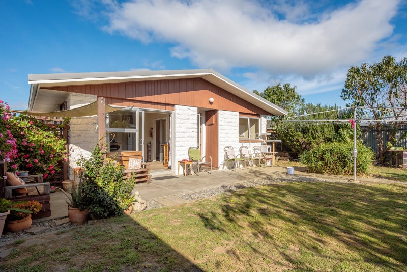 143 Budge Street, Riversdale, Blenheim - Carousel 2