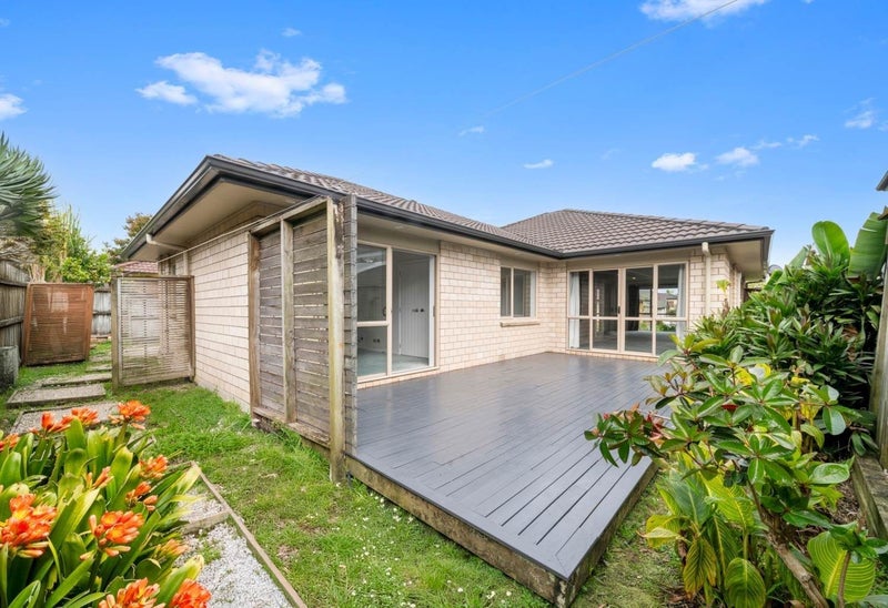 6 Tsar Court, Flat Bush, Auckland - Carousel 11