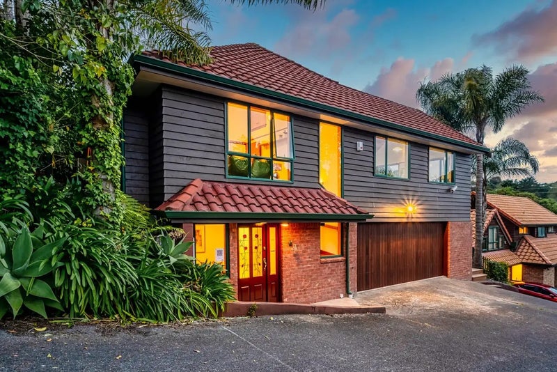 106B Gowing Drive, Meadowbank, Auckland - Carousel 1