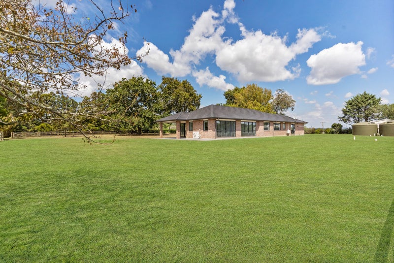 28 Ponga Road, Papakura - Carousel 18