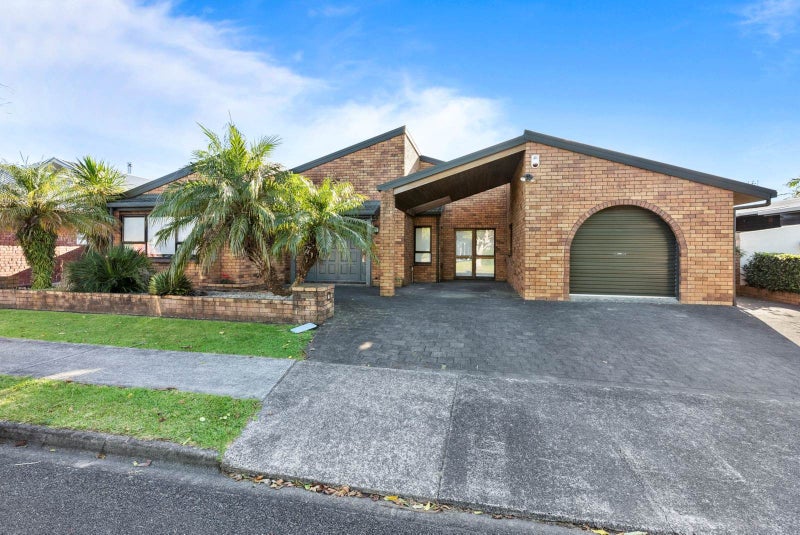 15 Freelance Terrace, Pahurehure, Papakura - Carousel 1