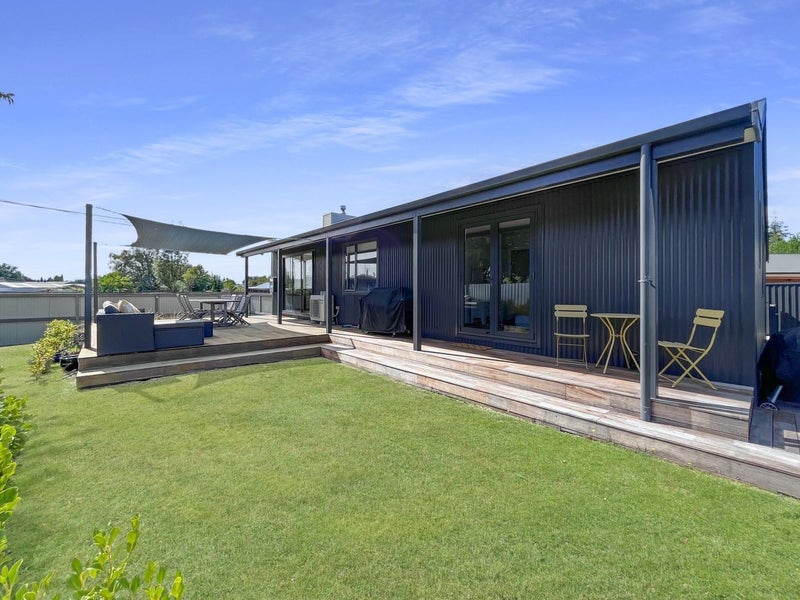 14 Fraser Crescent, Twizel - Carousel 2