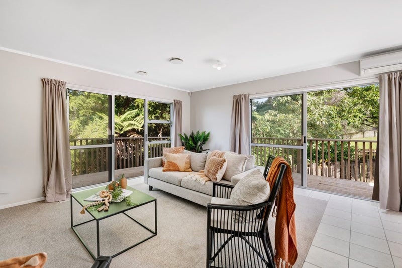 1/25 Edgware Road, West Harbour, Auckland - Carousel 2