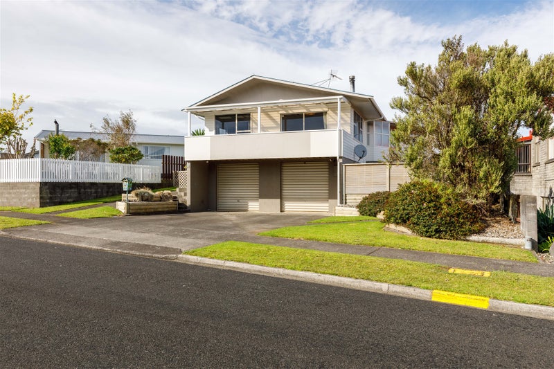 10 Protea Place, Bell Block, New Plymouth - Carousel 1
