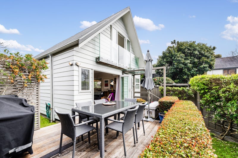 2/13 Patterson Street, Sandringham, Auckland - Carousel 2