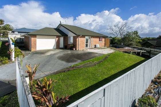 17 Elan Place, Stanmore Bay, Whangaparaoa - Carousel 1