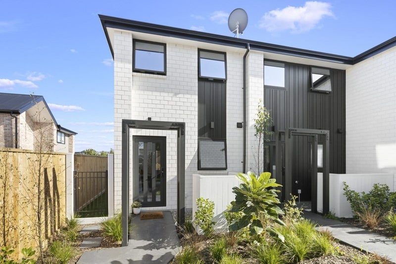 7/34 Sunnymead Road, Glen Innes, Auckland - Carousel 1