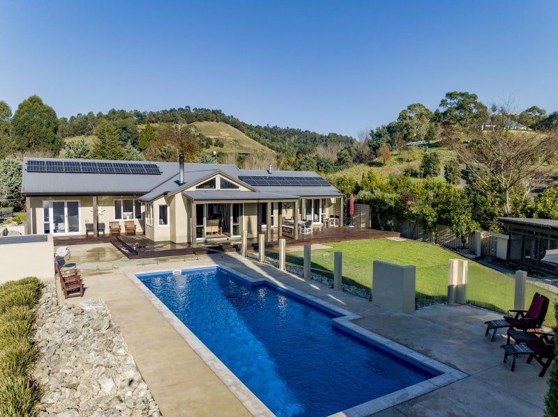 57 Endsleigh Drive, Havelock North, Hastings - Carousel 2